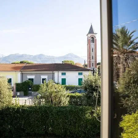 Apartmán Art Of Living 100 Meters From The Sea. Marina di Pietrasanta