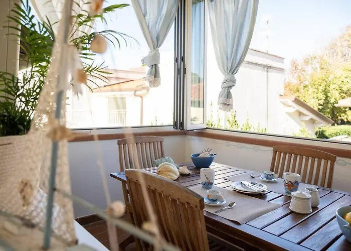 Art Of Living 100 Meters From The Sea.