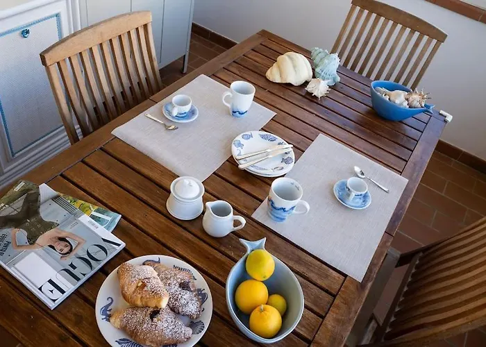 Apartman Art Of Living 100 Meters From The Sea. *