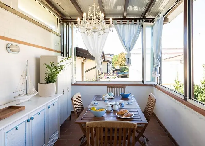 Apartman Art Of Living 100 Meters From The Sea. *